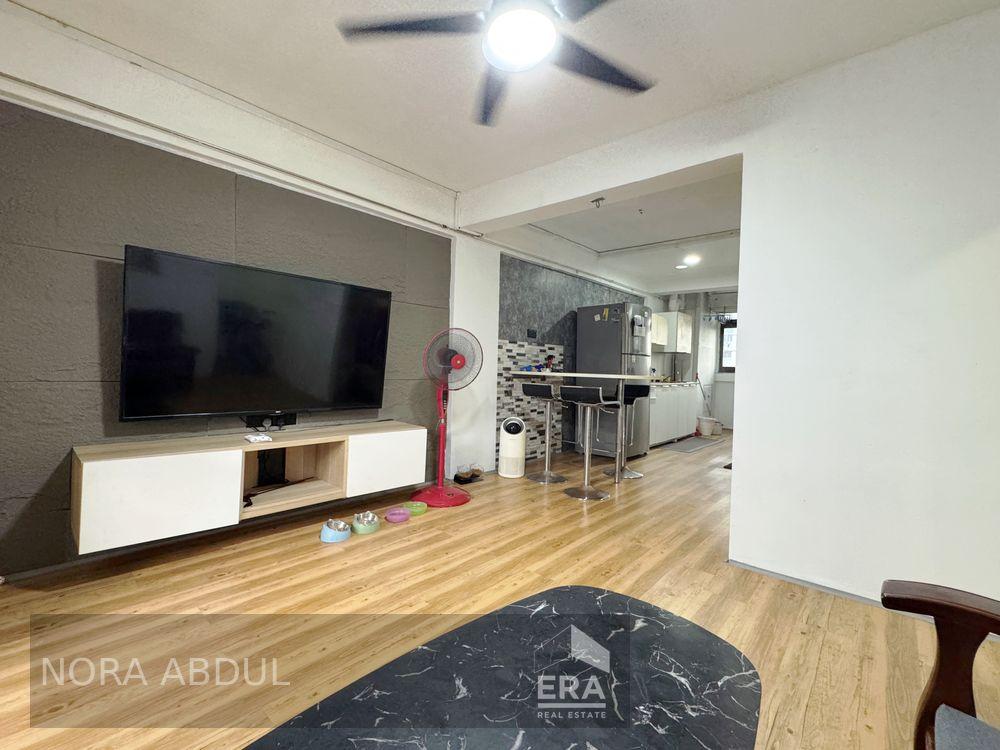 2 Room Flat at Telok Blangah