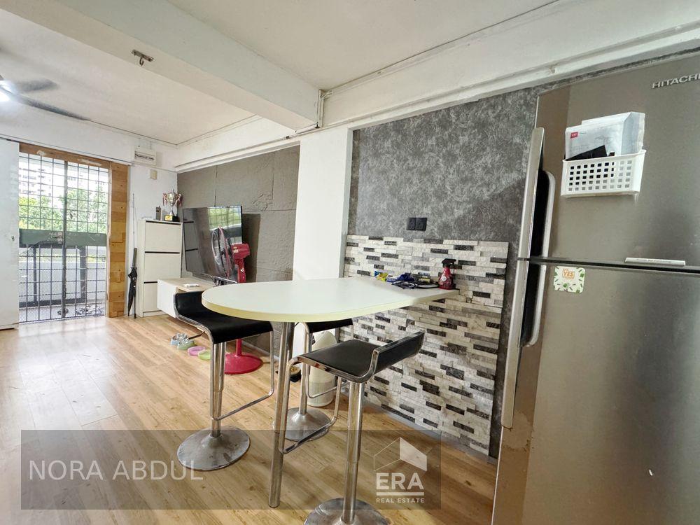 2 Room Flat at Telok Blangah