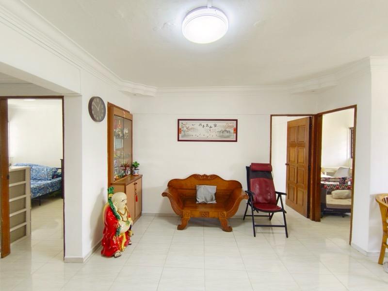 Prop-GPT: HDB Apartment: D03 Tiong Bahru 149 Silat Avenue