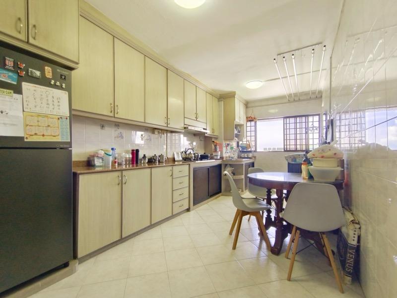 HDB Apartment for Sale: Tiong Bahru, D03, 160149