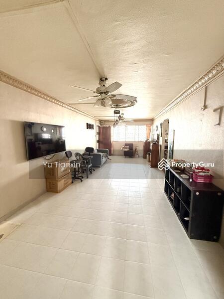 Prop-GPT: HDB Flat: D12  121 Mcnair Road