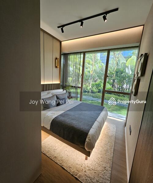 Prop-GPT: Condominium: D23 Hillview Hillhaven