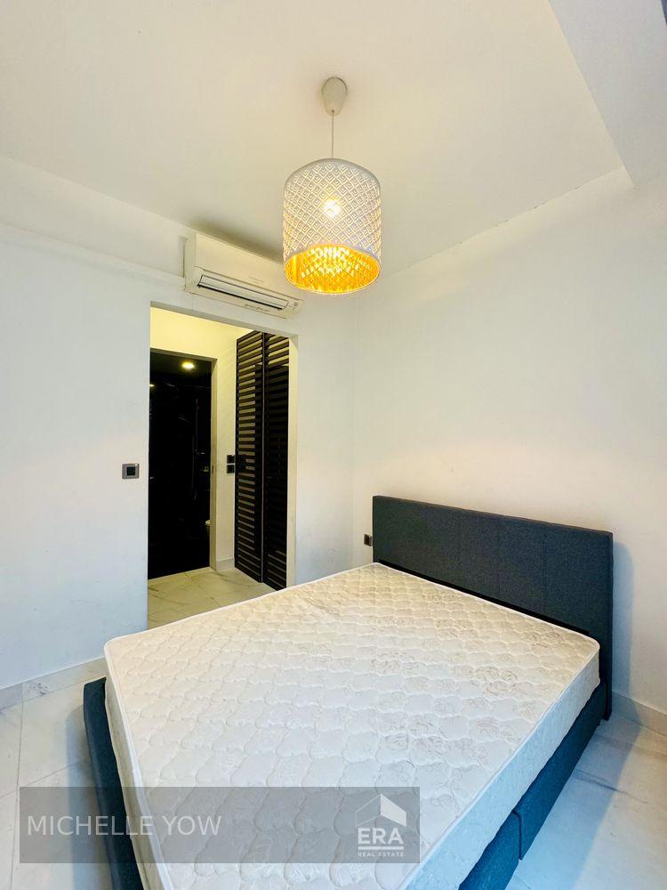 Walk to Somerset Mrt!