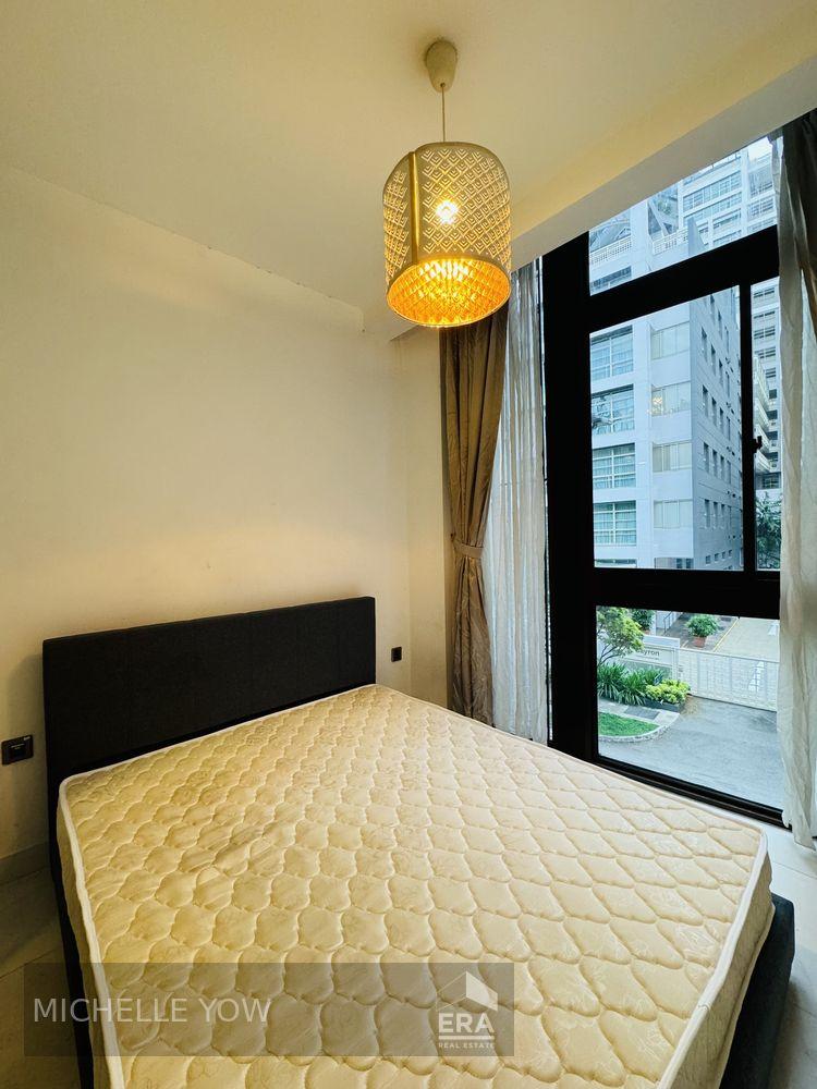 Walk to Somerset Mrt!