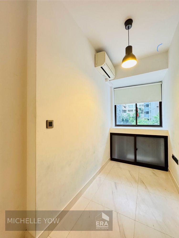 Walk to Somerset Mrt!