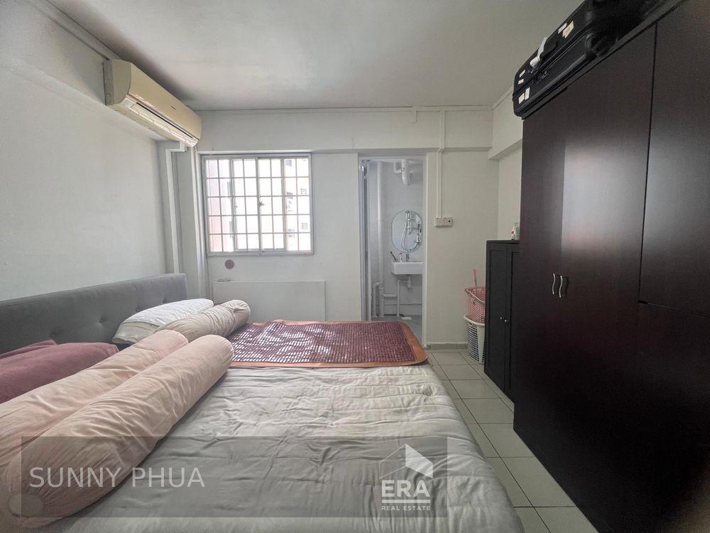 No Extension, Next to Corner, Hip Paid, Near Mosque, Hawker Centre