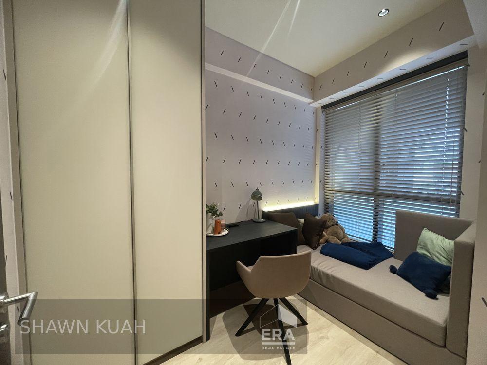 Freehold Ready to Move In. Brand New. Mins Walk to Farrer Park Mrt