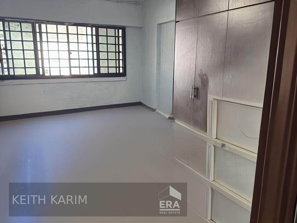 High Floor, Quiet, Breezy & Great View! Original Condition Open to All