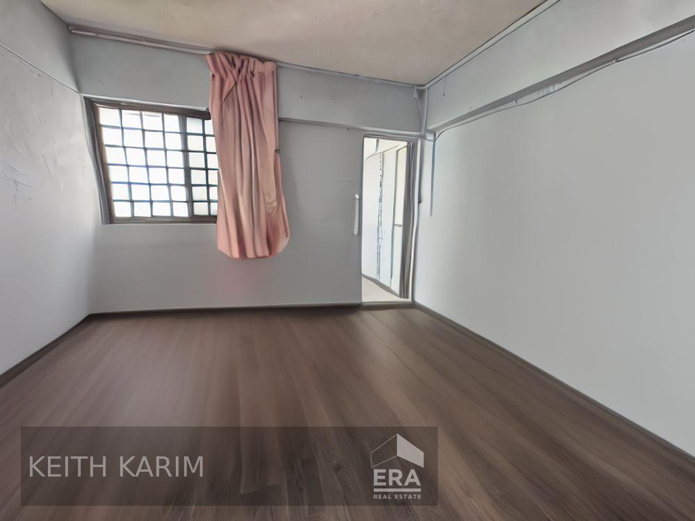 High Floor, Quiet, Breezy & Great View! Original Condition Open to All