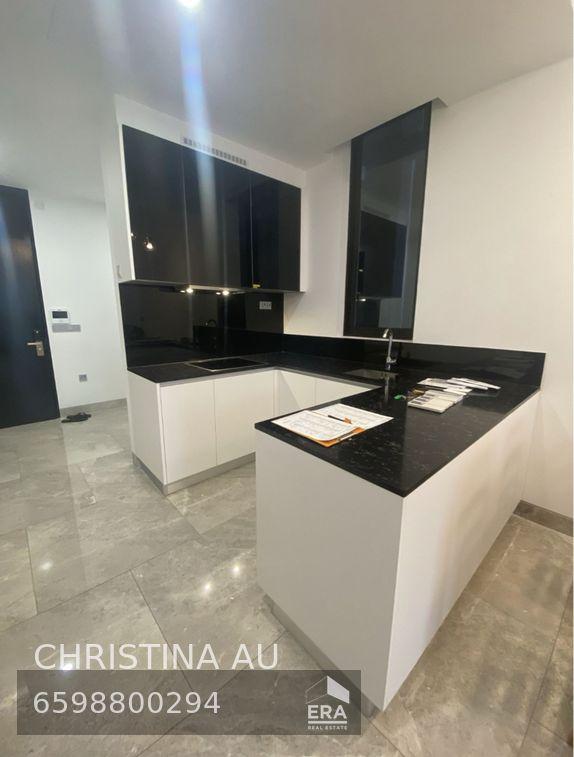 Beautiful Poolview 2 Bedroom Plus Study