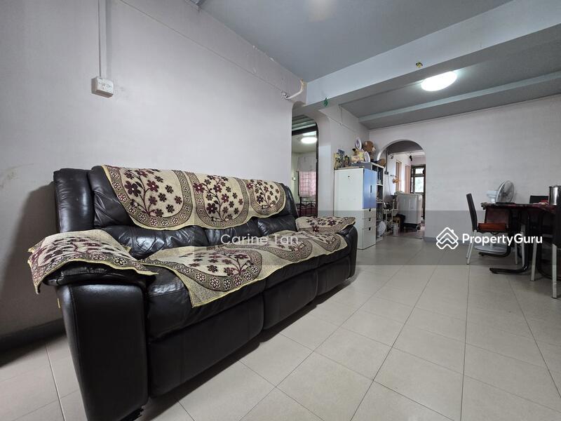 Prop-GPT: HDB Flat: D15 Marine Parade 66 Marine Drive
