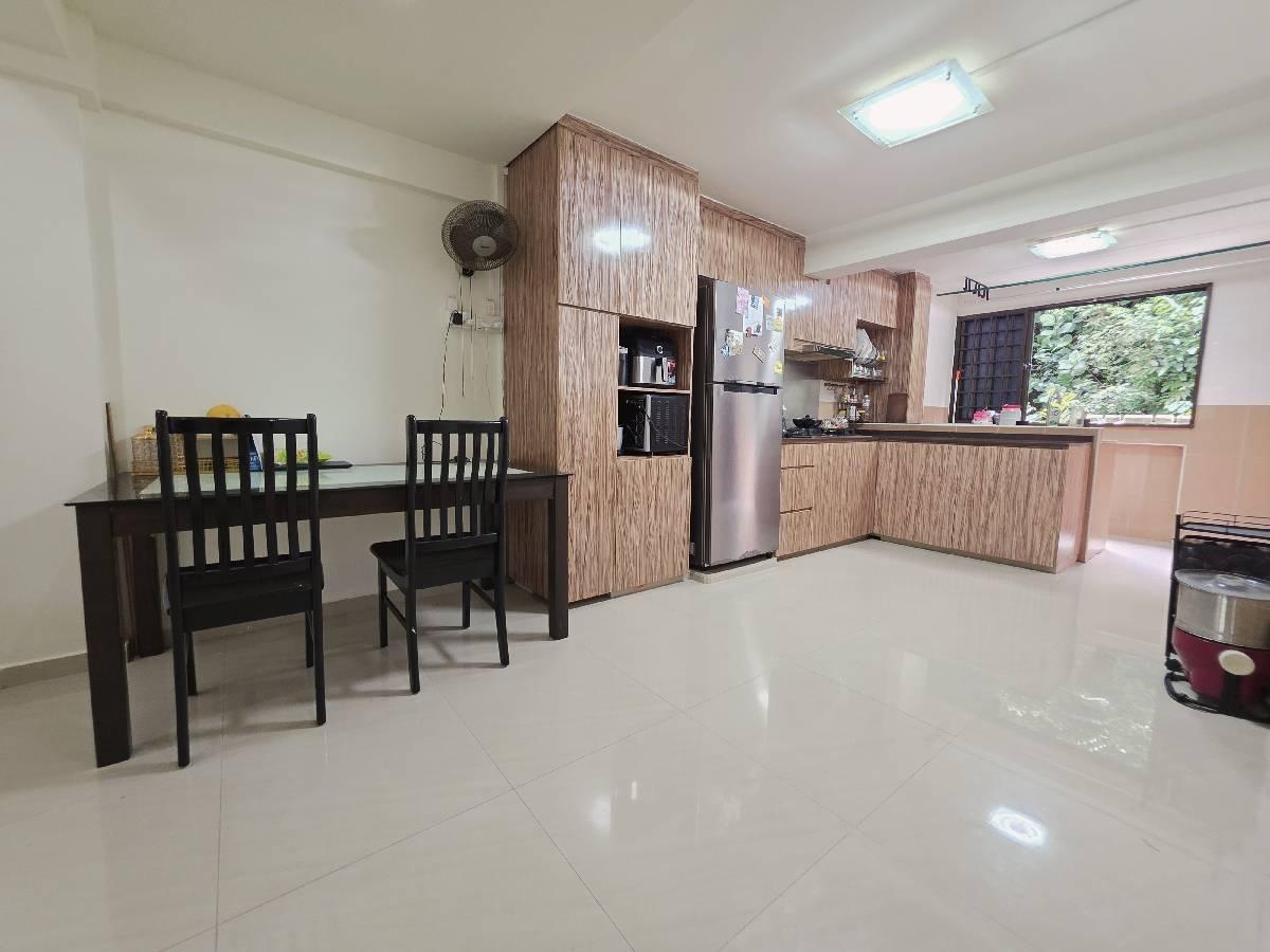 30 Telok Blangah Rise HDB Apartment For Sale, $418,000, 2 Bed 2 Bath 753 sqft $555.00 psf