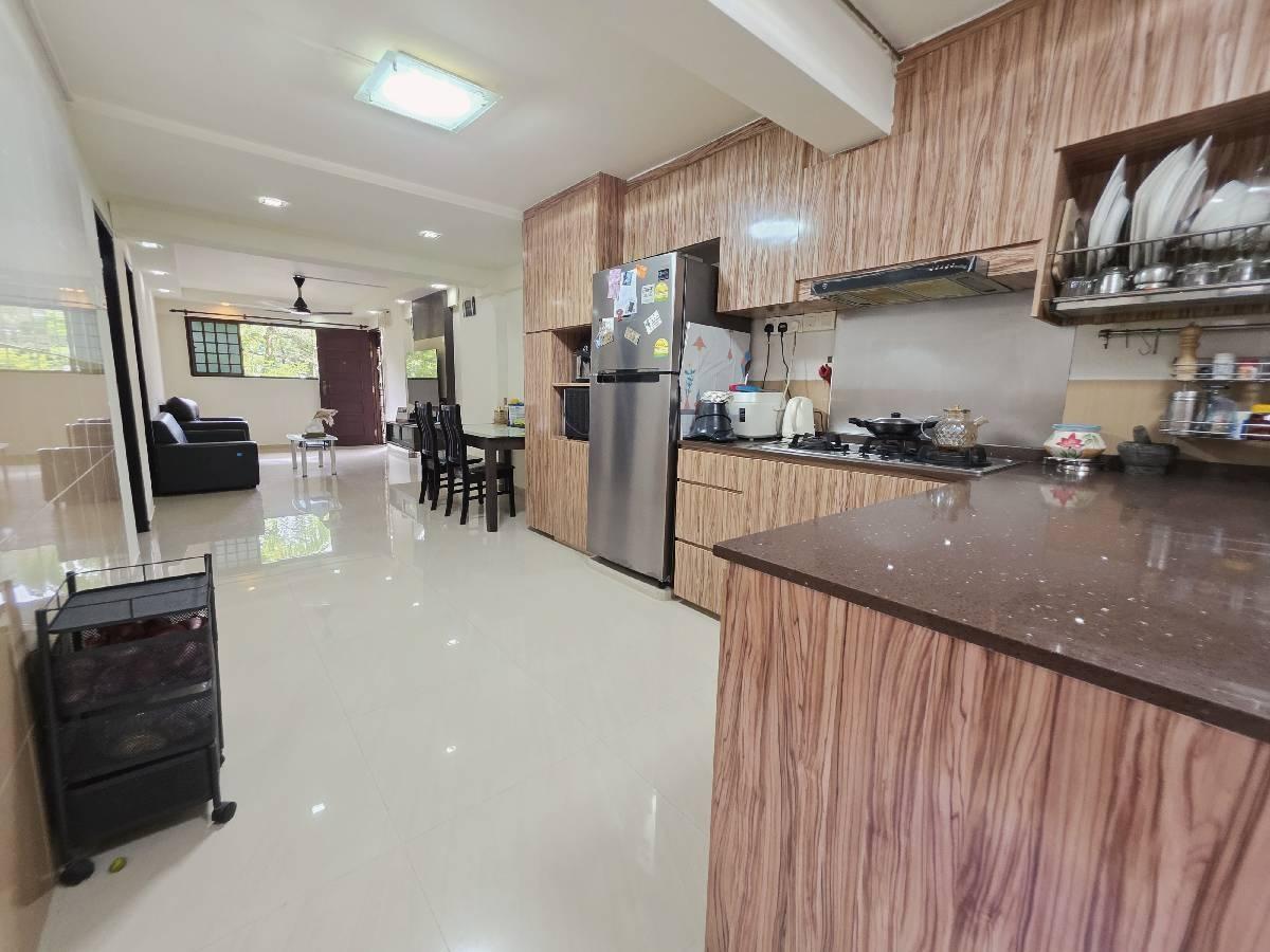 30 Telok Blangah Rise HDB Apartment For Sale, $418,000, 2 Bed 2 Bath 753 sqft $555.00 psf