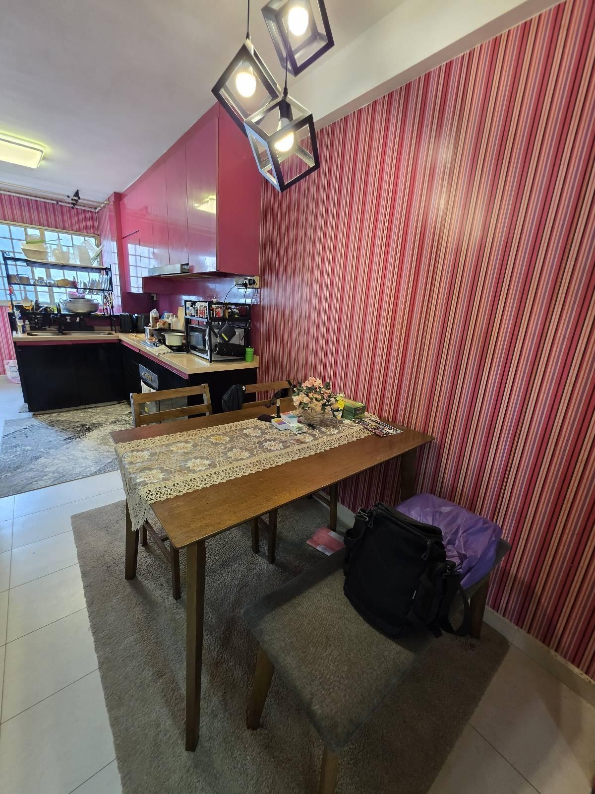 141 Bedok Reservoir Road HDB Apartment For Sale, $595,000, 3 Bed 2 Bath 904 sqft $658.00 psf