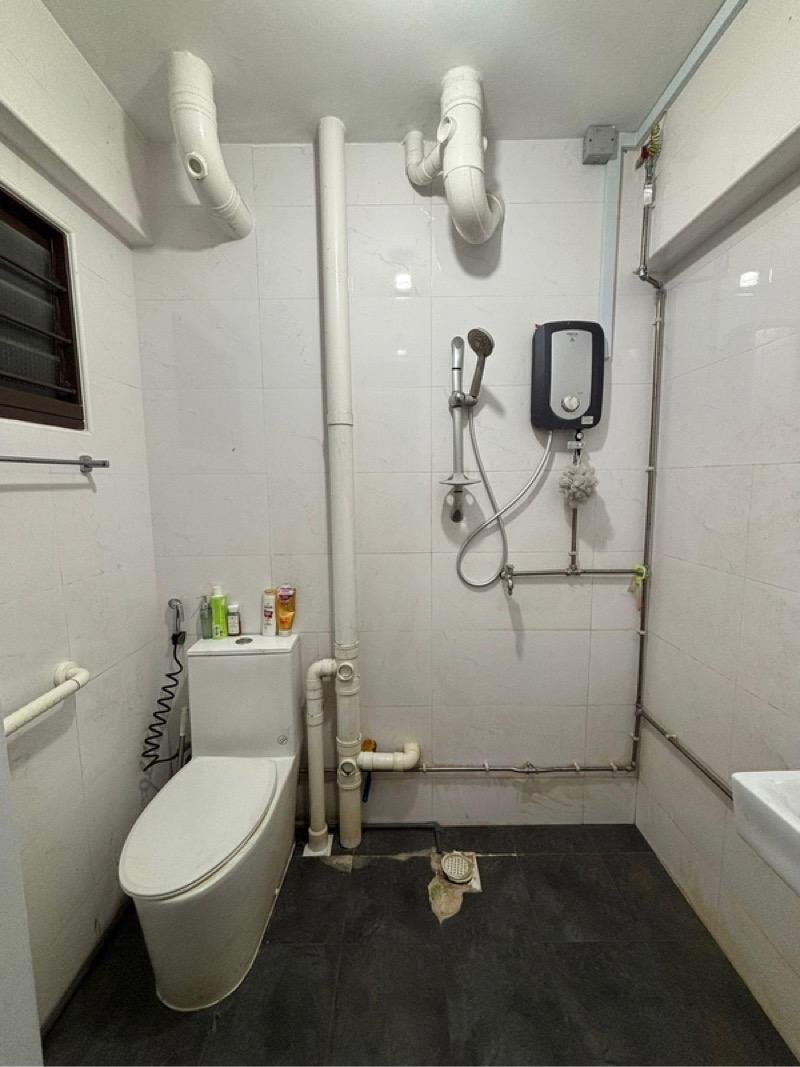 4S Yishun Ave 11 Blk 425 #11 HDB Apartment For Sale, $485,000, 3 Bed 2 Bath 904 sqft $537.00 psf