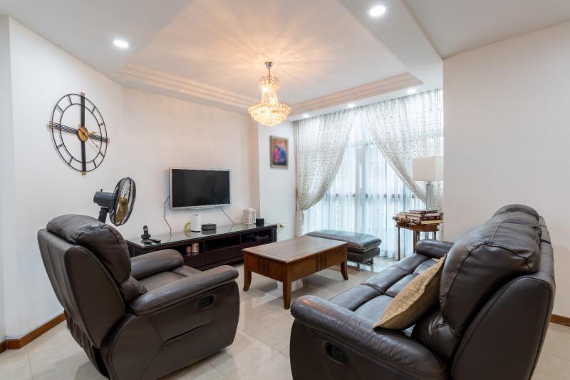 Prop-GPT: HDB Apartment: D25 Woodlands 5I Woodlands - Cnr Blk 690C #03