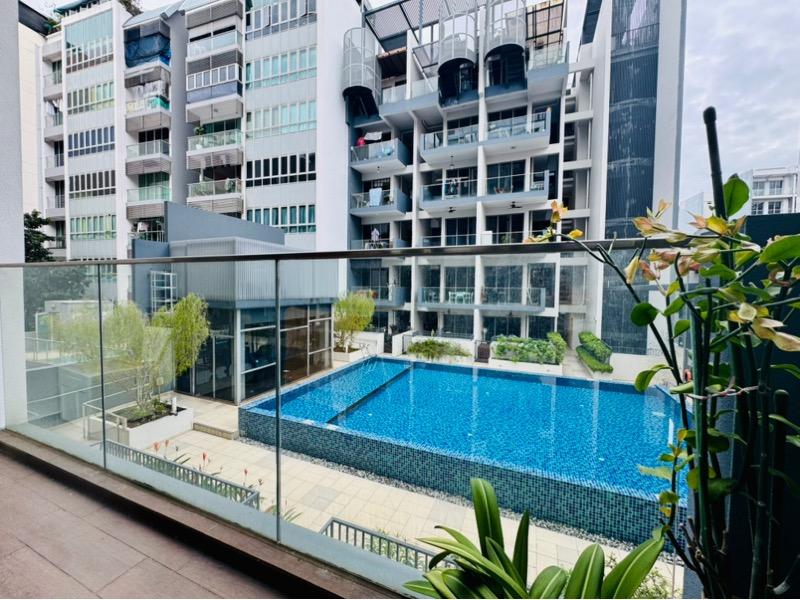 Suites 28 Apartment For Sale, $699,000, 1 Bed 1 Bath 429 sqft $1,629.00 psf