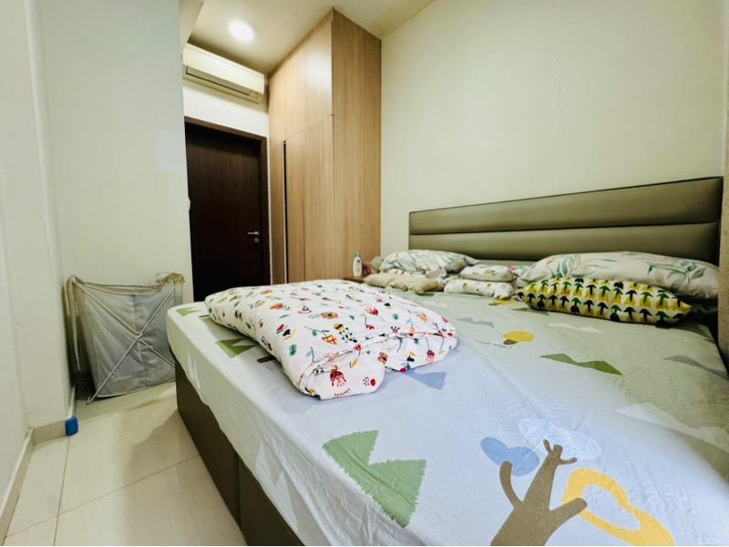 Suites 28 Apartment For Sale, $699,000, 1 Bed 1 Bath 429 sqft $1,629.00 psf