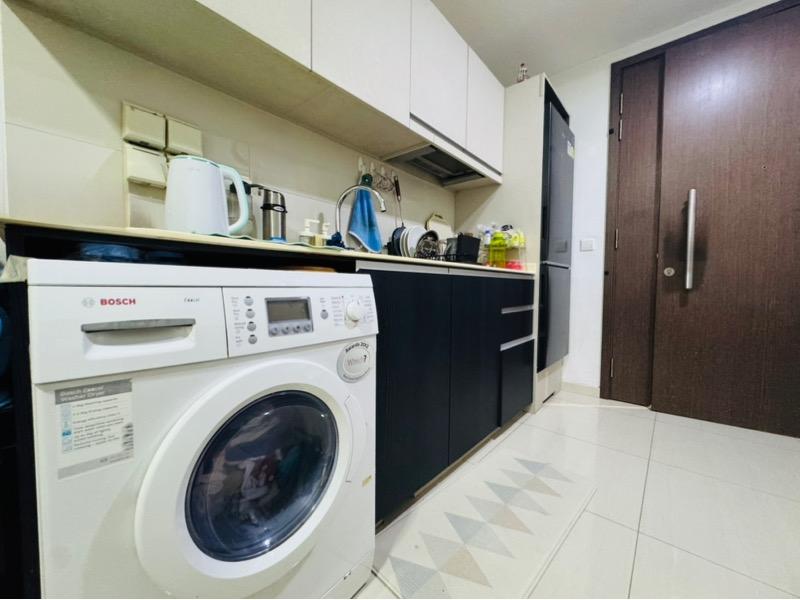 Suites 28 Apartment For Sale, $699,000, 1 Bed 1 Bath 429 sqft $1,629.00 psf