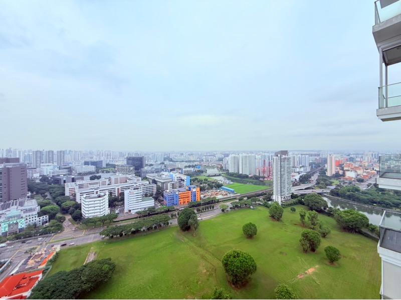 Kallang Riverside Condominium For Sale, $2,500,000, 3 Bed 2 Bath 1,033 sqft $2,420.00 psf
