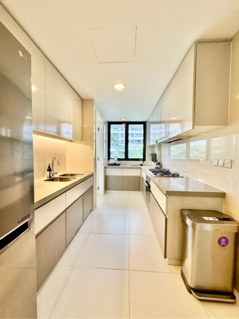 The Interlace Condominium For Sale, $4,200,000, 3 Bed 4 Bath 5,608 sqft $749.00 psf