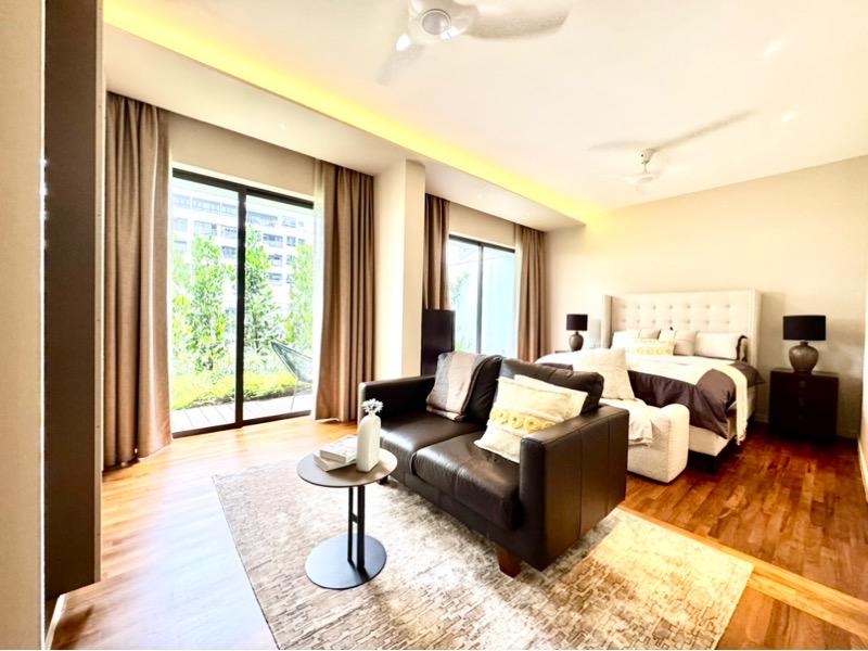 The Interlace Condominium For Sale, $4,200,000, 3 Bed 4 Bath 5,608 sqft $749.00 psf