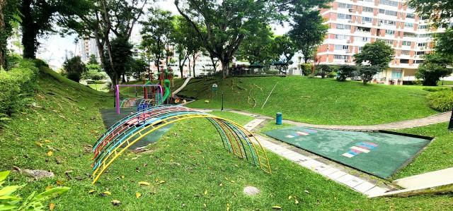 Pandan Valley Condominium For Sale, $4,700,000, 4 Bed 4 Bath 3,391 sqft $1,386.00 psf