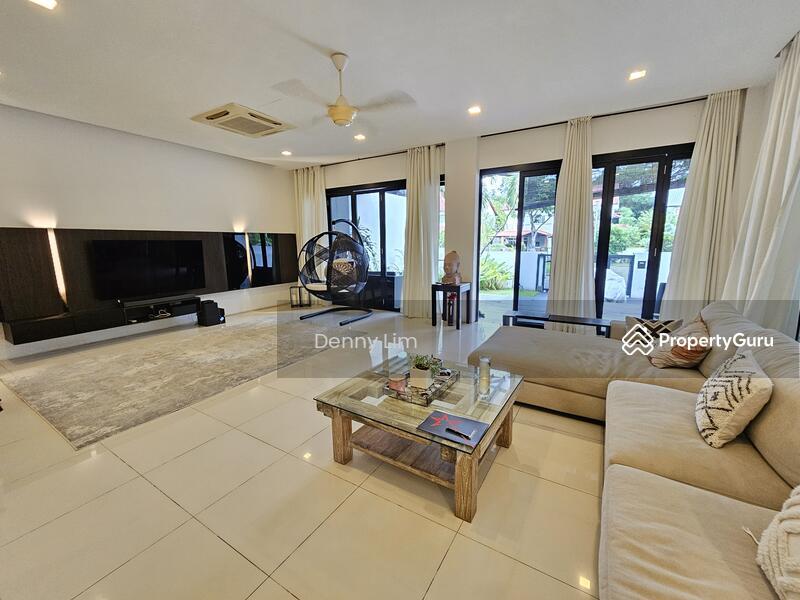 Prop-GPT: Semi-Detached: D26 Tagore 5MINS WALK TO MRT WIDE FRONTAGE (96938899 )