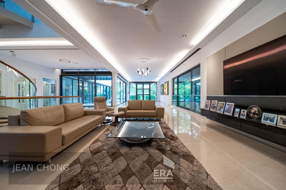 A Rare Masterpiece Within District 10’s Prestigious Gcb Enclave!