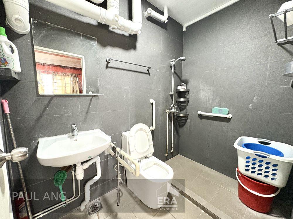Prop-GPT: HDB - 3 room: D13  28 Balam Road