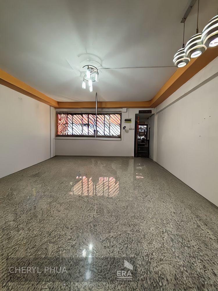 Spacious 4 Room High Floor Corner Unit at 409 Yishun Ring Road