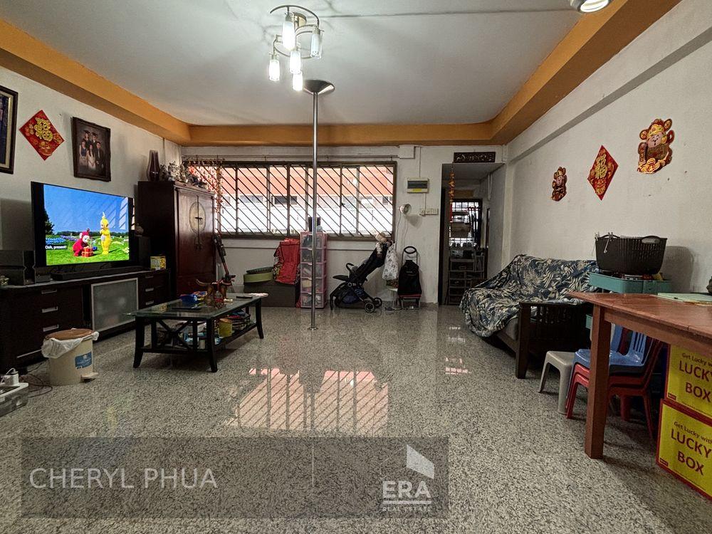 Spacious 4 Room High Floor Corner Unit at 409 Yishun Ring Road