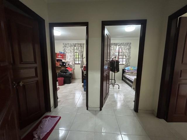 Detached @ Cilfton/ Lynwood Grove/  St Gabriel's Pri Bungalow House For Sale, $21,000,000, 5 Bed 3 Bath 2,800 sqft $1,625.00 psf