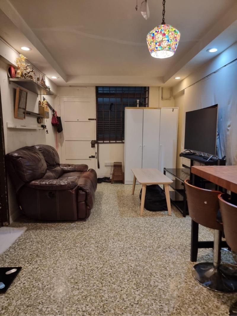 85 Commonwealth Close HDB Apartment For Sale, $360,000, 2 Bed 2 Bath 624 sqft $577.00 psf