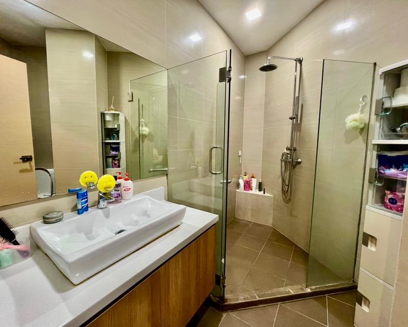 Southaven II Condominium For Sale, $2,950,000, 3 Bed 3 Bath 1,787 sqft $1,651.00 psf