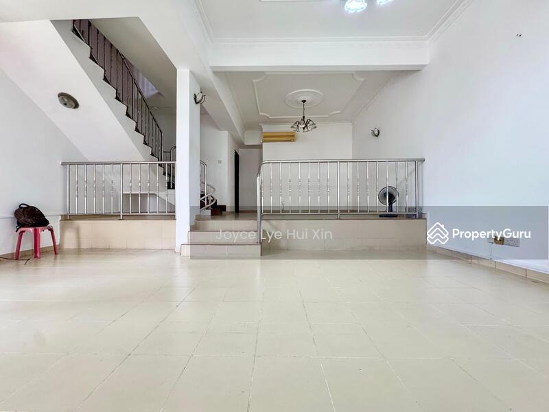 Prop-GPT: Terrace: D20 Bishan Island Gardens