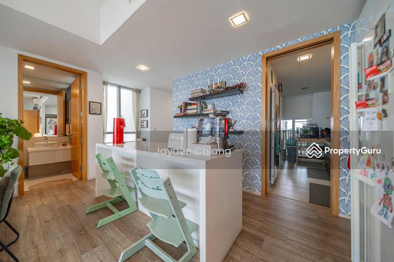 Elliot at the East Coast