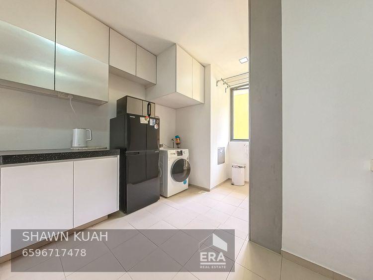 Freehold at River Valley. Mins Walk to Somerset and Great World Mrt