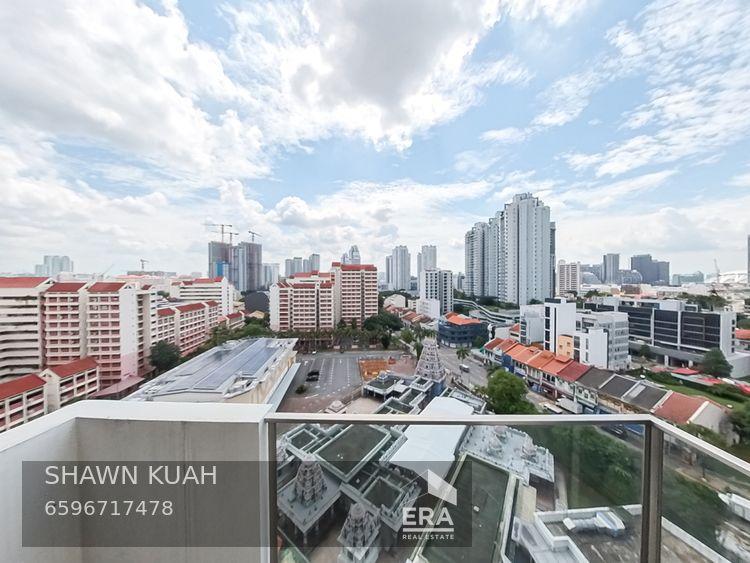 Exclusive Unit. High Floor Loft With Unblock City View.