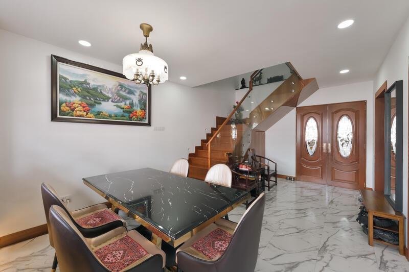 Prop-GPT: HDB Apartment: D27 Yishun 834 Yishun Street 81