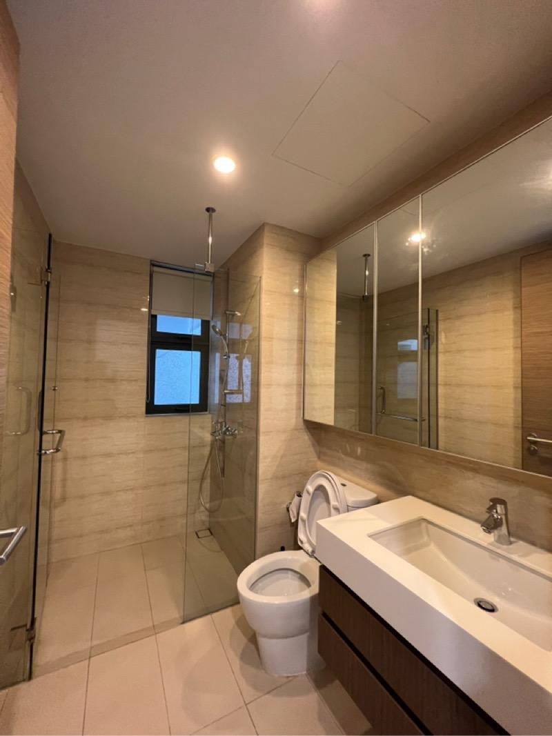 THE PALETTE Condominium For Sale, $1,640,000, 3 Bed 3 Bath 1,065 sqft $1,540.00 psf