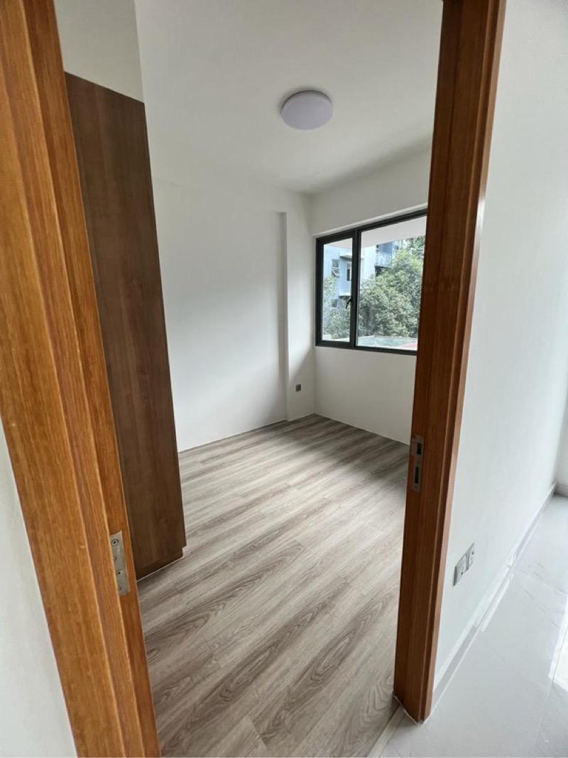 La Brisa Condominium For Sale, $999,000, 2 Bed 1 Bath 538 sqft $1,857.00 psf