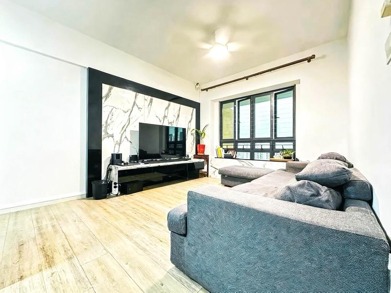 Prop-GPT: HDB Apartment: D03 Queenstown 88 Dawson Road
