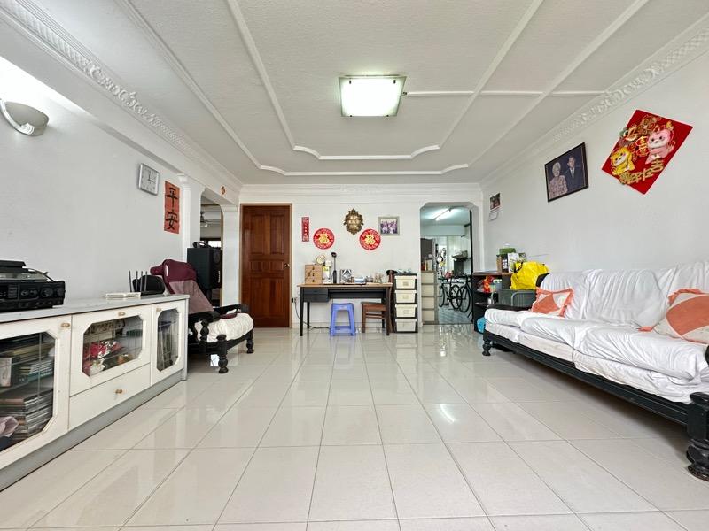Prop-GPT: HDB Apartment: D03 Tiong Bahru 128 Kim Tian Road