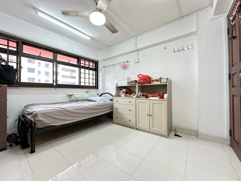 128 Kim Tian Road HDB Apartment For Sale, $610,000, 3 Bed 2 Bath 882 sqft $692.00 psf