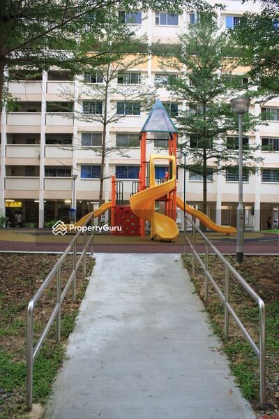 868 Yishun Street 81