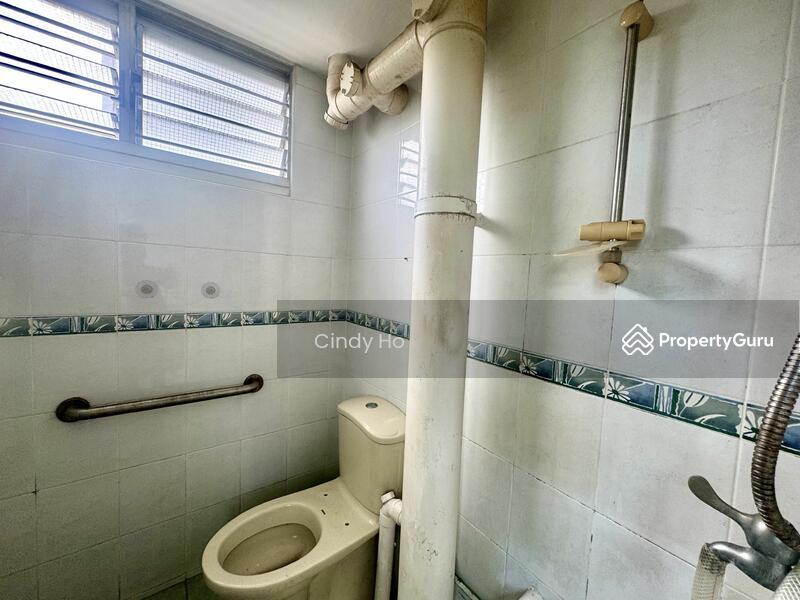 100 Bedok North Avenue 4