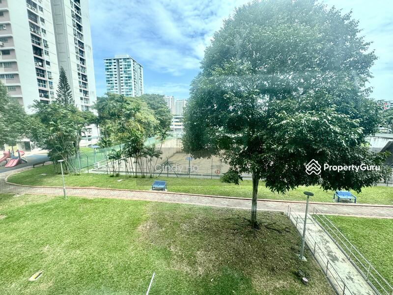 100 Bedok North Avenue 4