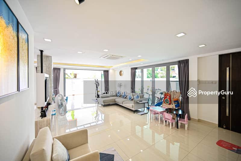 Prop-GPT: Semi-Detached: D15 Siglap Open house!Best buy in market! Keris! 3.5  storey semi d with 9 huge rooms! Bring your luggage!