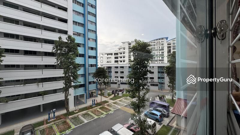 270 Yishun Street 22